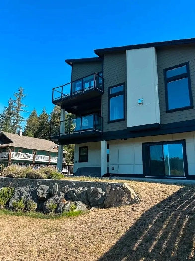 1 bedroom 1 bath ground level in Olympic view in Langford Image# 8