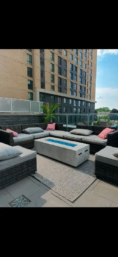 206-111 Champagne Avenue South (ALL INCLUSIVE) Image# 4