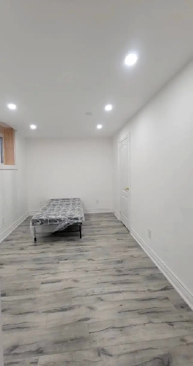 room for rent Image# 2