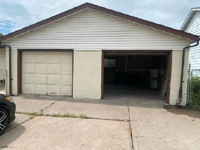 Garage space for rent in Thorold downtown Image# 5