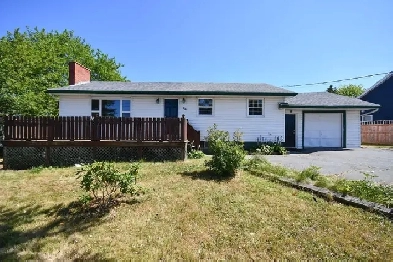 NEW LISTING! 18 Bissett Rd, 4Bdr, 2Bath W/Single Attached Garage Image# 8