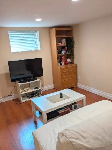 SPACIOUS 1 BEDROOM SUITE - SFU/BURQUITLAM STATION Image# 12