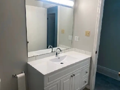 Room for rent - Private Bath Image# 1
