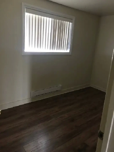Corydon 1br suite for rent Image# 3