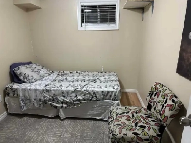 PRIVATE ROOM FOR FEMALE ,BRAMPTON ,BASEMENT CLOSE TO BUS STOP Image# 1