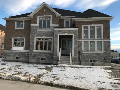 4 1  BEDROOMS 3500 SQFT  DETACHED HOME IN PICKERING FROM SEPT 01 Image# 9