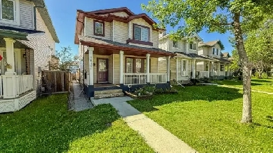 West YEG! 4 Beds 3.5 Baths Dbl Garage Finished BSMT! WOWZZZZ Image# 6
