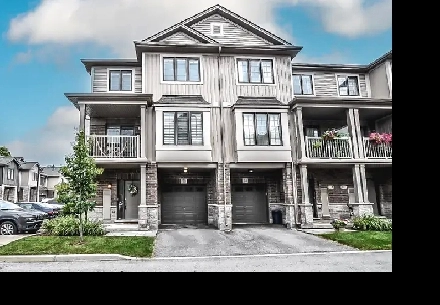 2 BEDROOM AND DEN TOWNHOUSE IN ANCASTER Image# 10