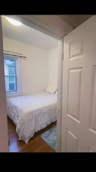 Room for rent female only 600$per month Image# 7