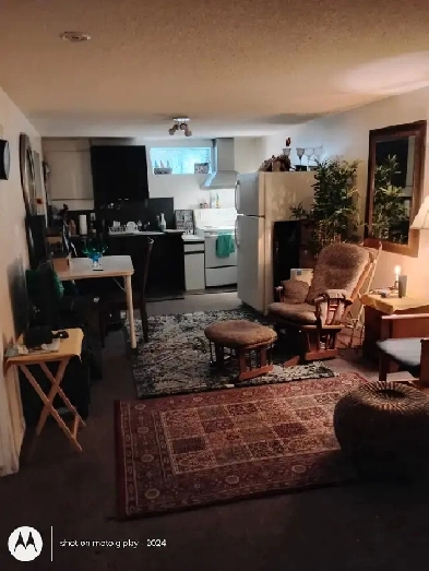Available September 30.  legal 2 Bedroom basement Huntington Image# 3