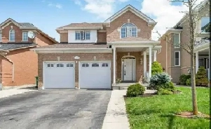 4 bedrooms, 3 washrooms Brampton (Bovaird and Chinguacousy) Image# 2