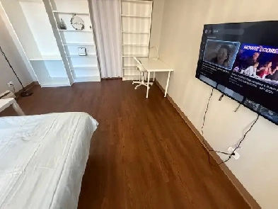 Spacious Room for Rent – Women Only (Downtown) Image# 1
