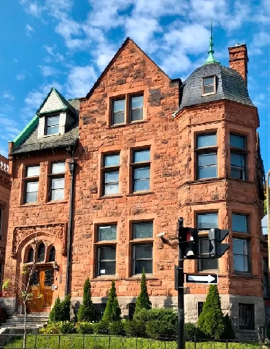 Golden Mile location-Elegant 1 1 Condo-Metro Guy Park avail rent Image# 1