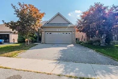 Welcome to this charming home at 26 Macdonald Crescent! Image# 3