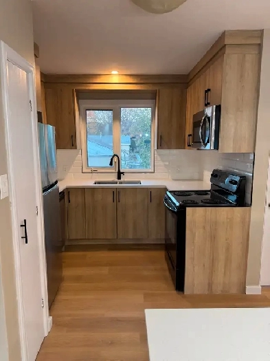NE Edmonton 2-Bed Main Floor – Pet Friendly – Near Yellowhead Image# 3