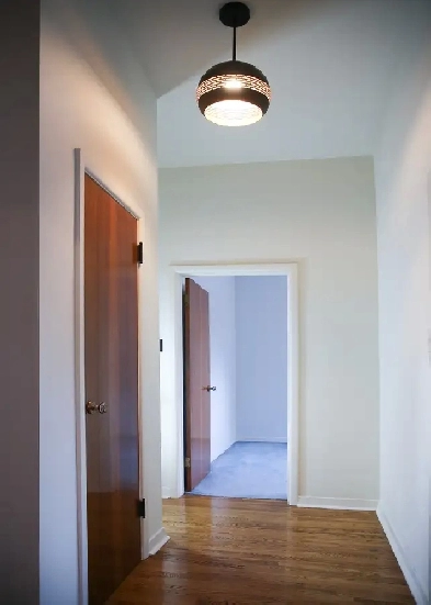 Large two bedroom with a little 1970s flair Image# 1