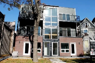 Luxury 2 Bed 2 Bath in Crescentwood Image# 20