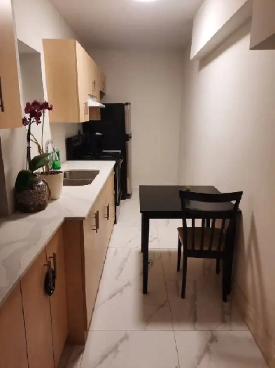 Bayview/Sheppard room for rent $799 call4163006610 Image# 2