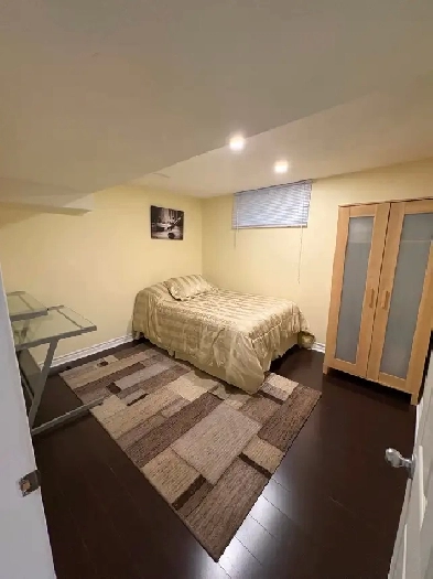TWO ROOMS FOR RENT - male students ONLY Image# 9
