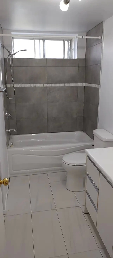 Grand 4 1/2 style condo ile bizard Image# 1