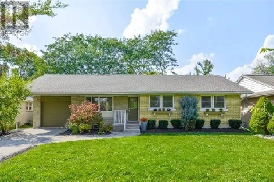 Near UW 3 beds   3 study   2 bath rooms ERB & ERBSVILLE - Sep 1 Image# 4