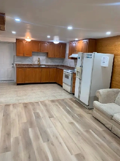 2 bedroom basement for rent in Brampton Image# 5