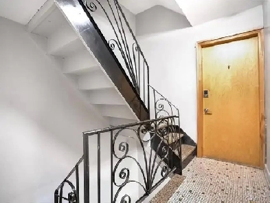 sunny clean&bright 5.5 at 4366 belanger for rent Image# 15