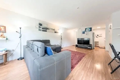 2 BR Charming Spacious Townhouse Image# 7