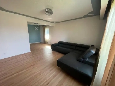 Renovated House NW(long/short term)-close to downtown/schools Image# 1