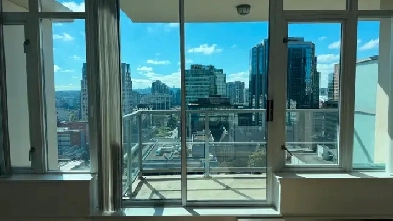 Downtown Vancouver Studio   Den   Balcony | $2050 Image# 9