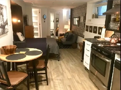 Charrming basement  bachelor on Windsor Street, fully furnished Image# 4