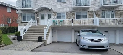 ! Très grande appartement 5 chambres a coucher garage double ! Image# 10