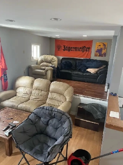 Large room for rent across UofW Image# 1