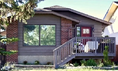 Main floor suite in Shawnessy Image# 1