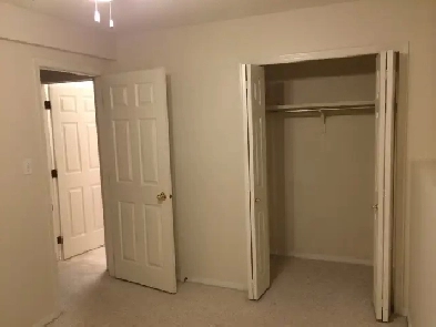 3 Bedroom/2 Full Bath Basement Suite near UofA Image# 9