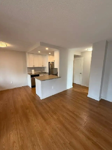 Short-Term Lease Takeover – Downtown Edmonton (9810 105 St NW) Image# 2
