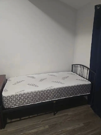 room for rent Image# 1