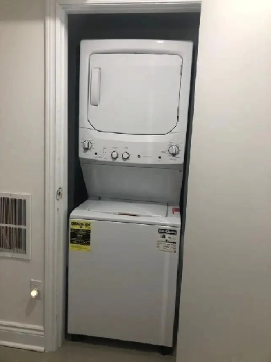 1 BR, Hall , Kitchen Basement for Rent Mississauga Image# 1