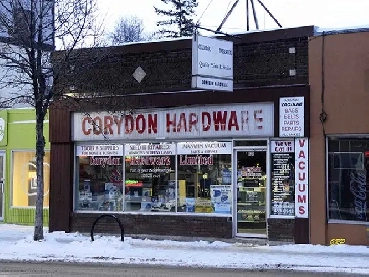 For Lease –Prime Retail/Restaurant Space in the Heart of Corydon Image# 1