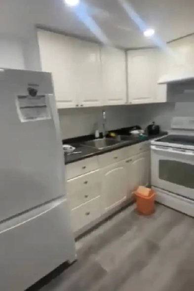 Spacious room for rent Image# 2