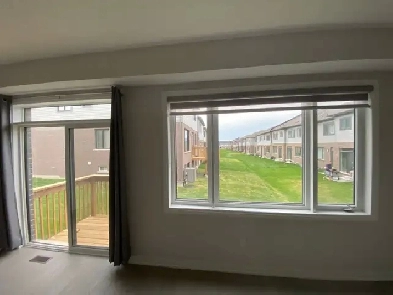 Executive town house for rent Hamilton Image# 11
