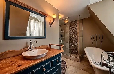 cherche femme pour partager maison à Chambly  à deux Image# 2