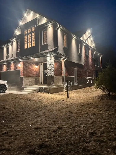 Detached ravine beautiful home Image# 3