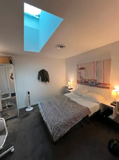 Room for Rent – $1,350/month, Fully Furnished (Victoria) Image# 1