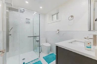 A furnished Walkout Basement for Short-term Lease. Image# 12