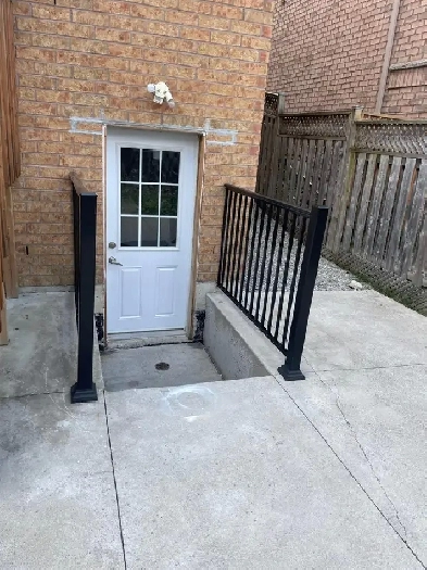 1 Bedroom Basement Available Image# 1