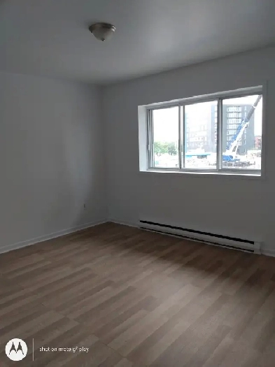 Stylé condo logement 4½ avec 1station.inclus (St-Léonard,Mtl QC) Image# 3