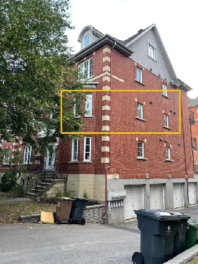Montreal Saint- Laurent Bois-Franc big 3 1/2 condo Image# 1