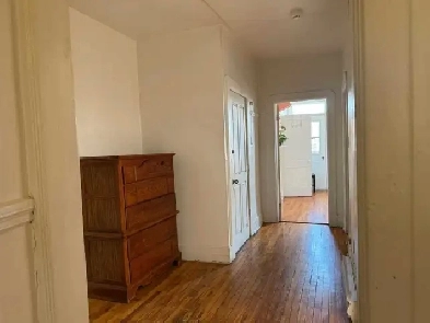 1BR right by VERDUN METRO Image# 5