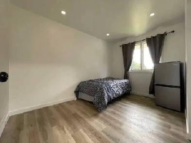 room for rent Image# 7